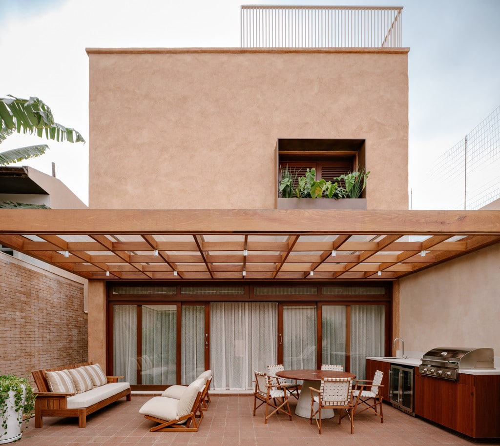 Casa CCB | Espacios fluidos para la vida familiar - Arquine